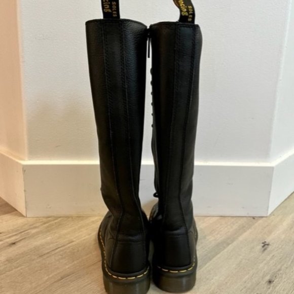 DR MARTENS BLACK 1B60 VIRGINIA LEATHER KNEE HIGH BOOTS SIZE 5 - Picture 5 of 5